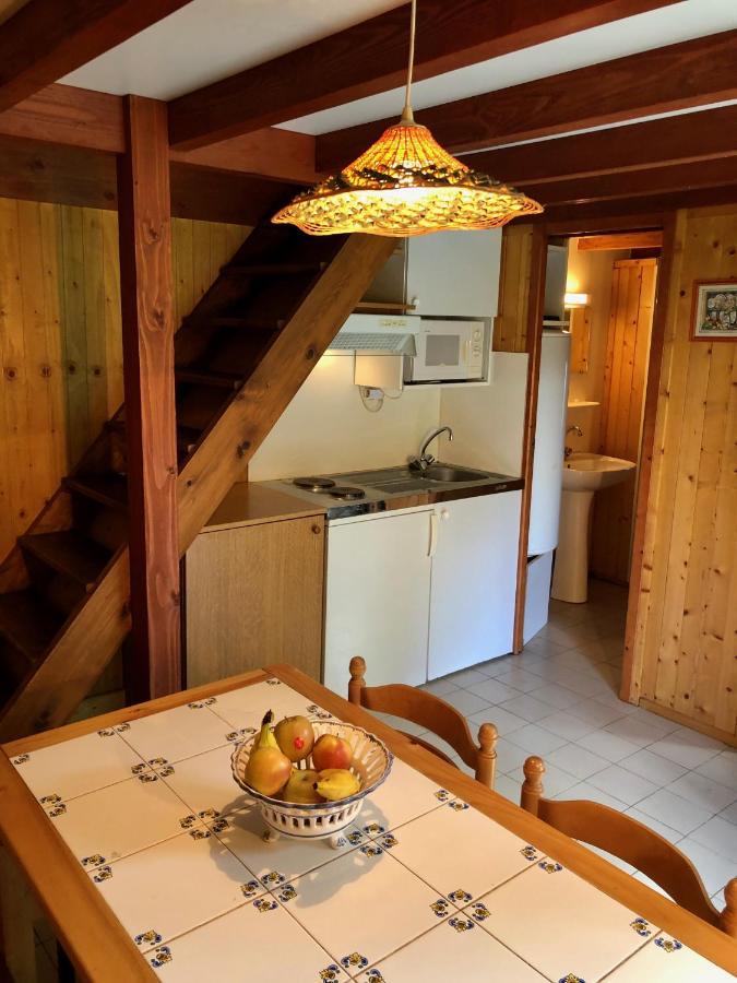 Chalet Dans Le Parc D'Un Manoir Du Xixeme Angles  외부 사진